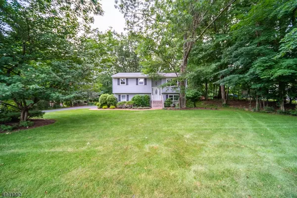 86 MILL RD, Roxbury Twp., NJ 07885