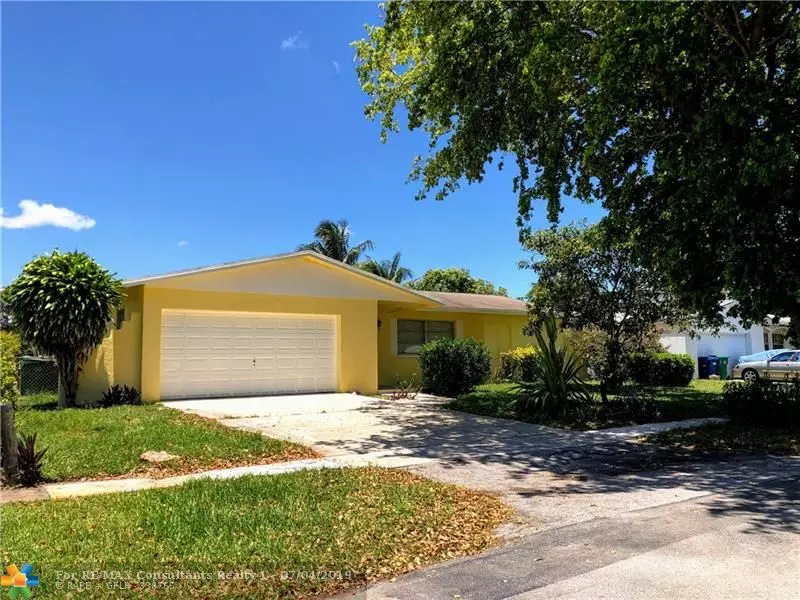 4511 NW 14th St, Lauderhill, FL 33313