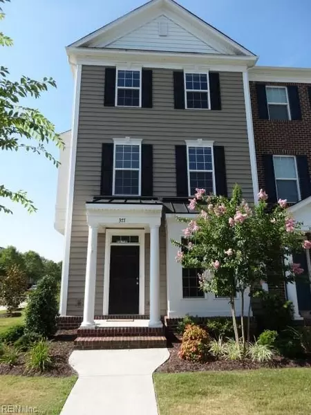 377 Goldenstar LN, Portsmouth, VA 23701