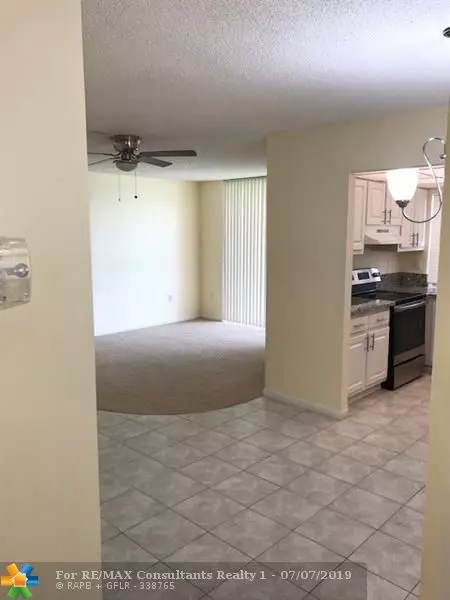 Tamarac, FL 33321,9081 Lime Bay Blvd  #111