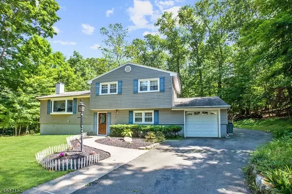 27 SPEAR ST, Oakland Boro, NJ 07436
