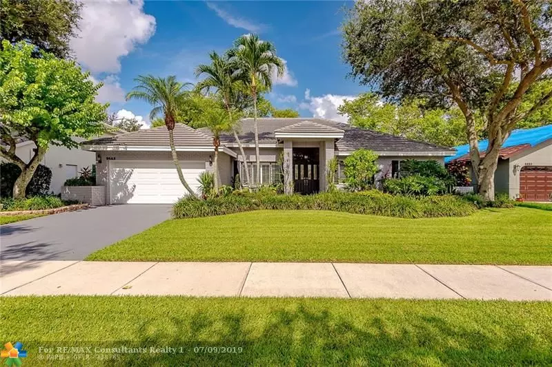 5543 NW 39th Ave, Coconut Creek, FL 33073