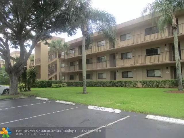 Delray Beach, FL 33484,15324 Lakes Of Delray Blvd  #212