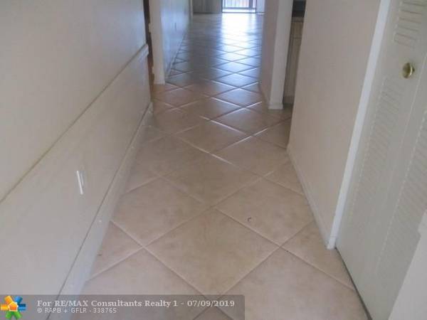 Delray Beach, FL 33484,15324 Lakes Of Delray Blvd  #212