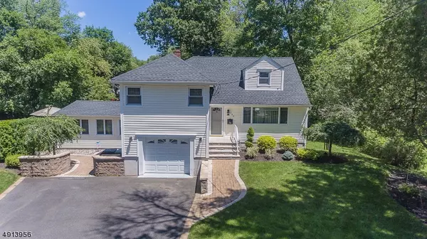 168 Village Circle East, Paramus Boro, NJ 07652