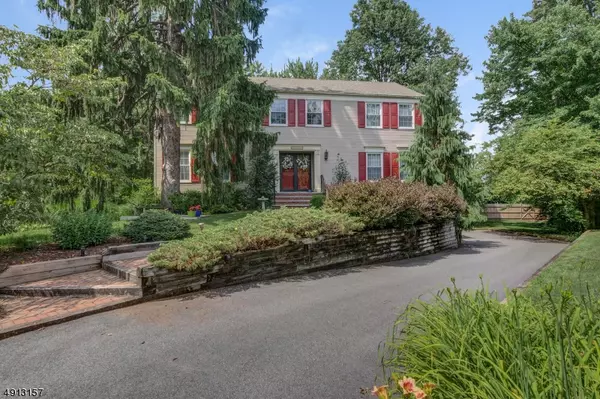 12 KARY WAY, Morristown Town, NJ 07960