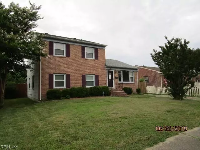 211 Valirey DR, Hampton, VA 23669