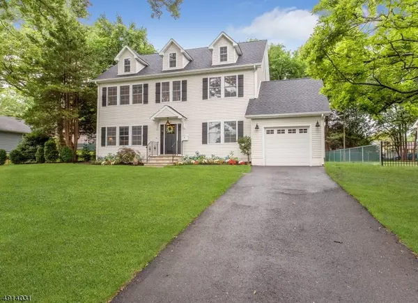 6 CARLTON DR, Montclair Twp., NJ 07043