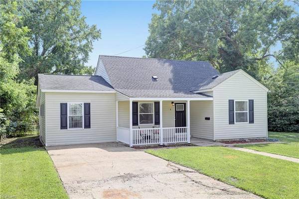 Hampton, VA 23669,4 Clover ST