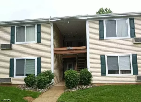 100 AIMWICK CT, Franklin Twp., NJ 08873