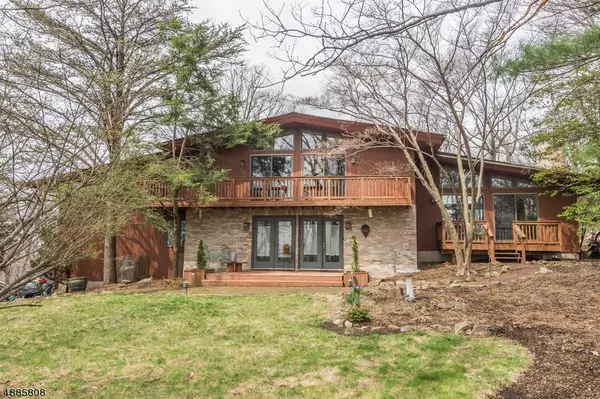 74 STONY BROOK RD, Montville Twp., NJ 07045