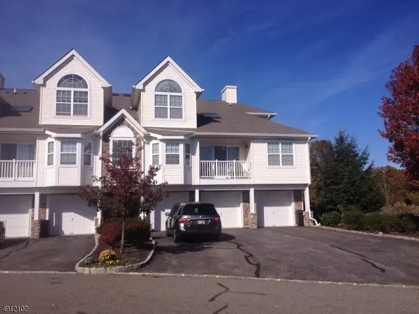 4 Pondside Dr, Roxbury Twp., NJ 07852