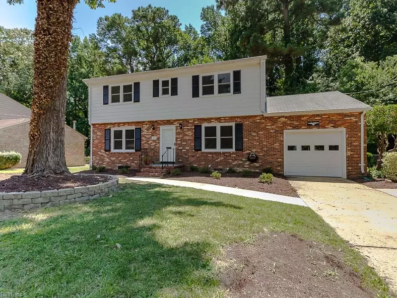 31 Indian Springs DR, Newport News, VA 23606