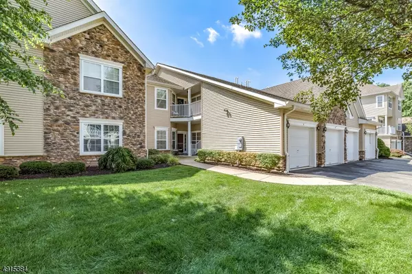 7 PONDSIDE DR, Roxbury Twp., NJ 07852