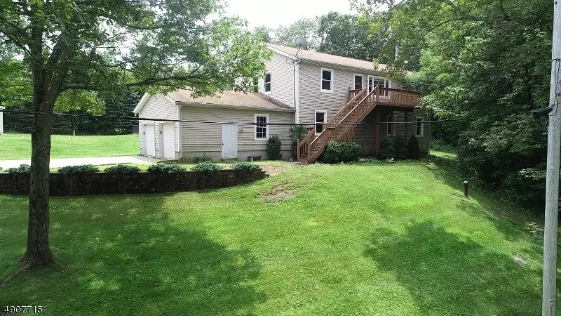 8 POST HILL DR, Vernon Twp., NJ 07422