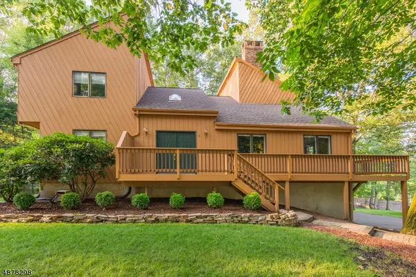 3 DRAKE CT, Randolph Twp., NJ 07869