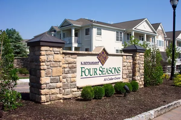 901 HOLLY LN #901, Cedar Grove Twp., NJ 07009