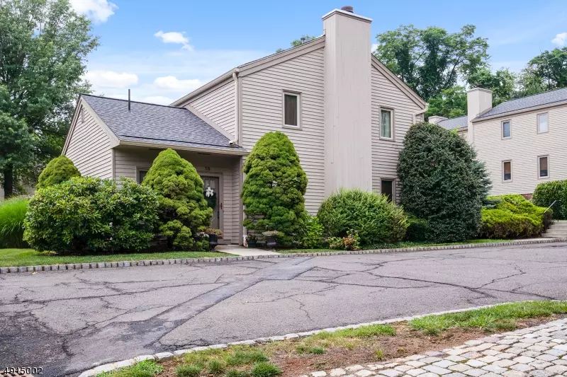 Bernardsville Boro, NJ 07924,3B SOMERSET HILLS CT #3B