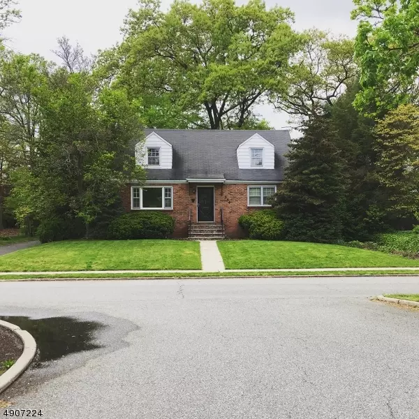 354 N PLAZA RD, Fair Lawn Boro, NJ 07410