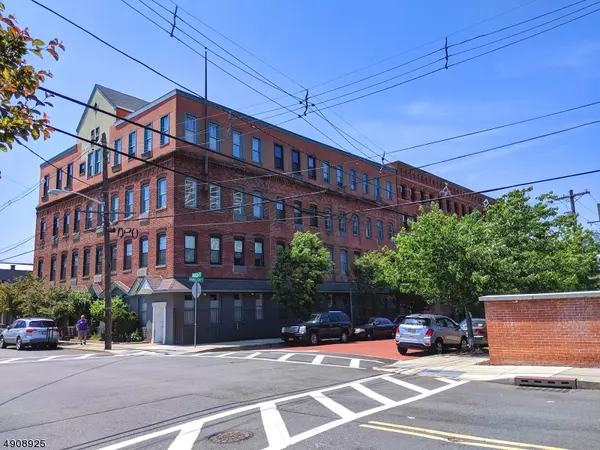 Newark City, NJ 07105,39-45 BRUEN ST