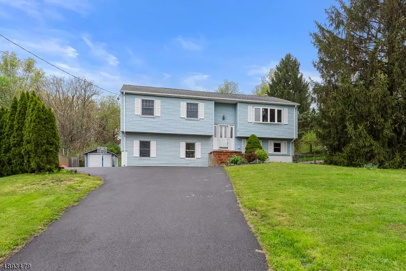 6 KNOLLWOOD RD, Mansfield Twp., NJ 07840