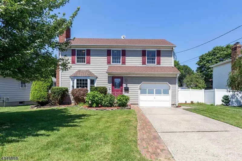 4 CHARLES ST, Sayreville Boro, NJ 08879