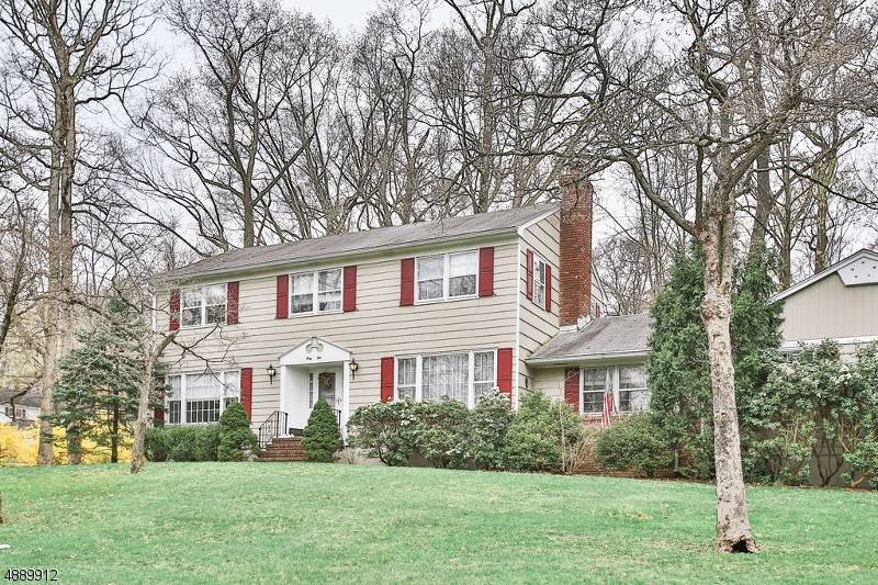 45 WARWICK LN, Bernards Twp., NJ 07920