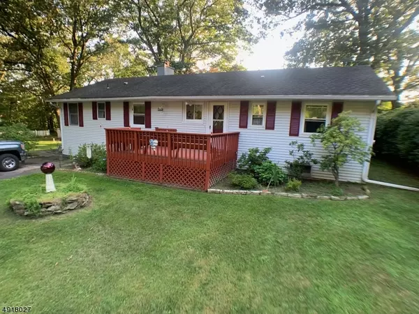 17 STAR LITE HILL RD, Knowlton Twp., NJ 07832