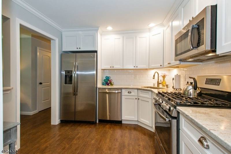219 IRVING PL, Bernards Twp., NJ 07920