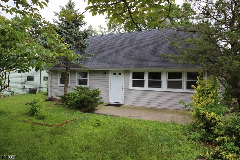 20 LINDA AVE, Woodbridge Twp., NJ 07067