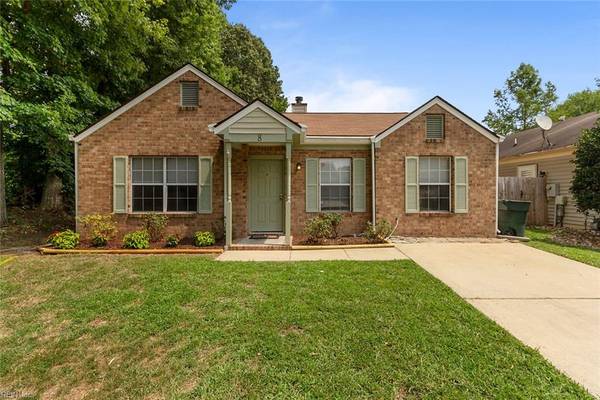 Hampton, VA 23666,8 Herring PL