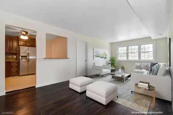 210 COLLEGE DR #210, Edison Twp., NJ 08817