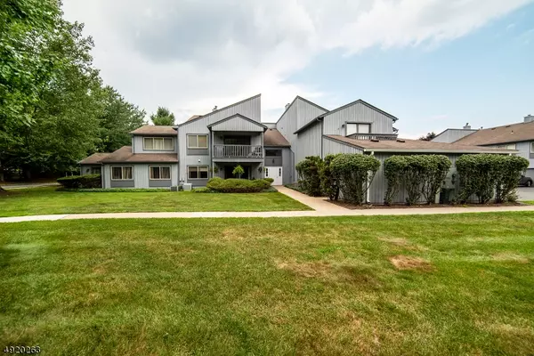244 DRAKE LN, Roxbury Twp., NJ 07852