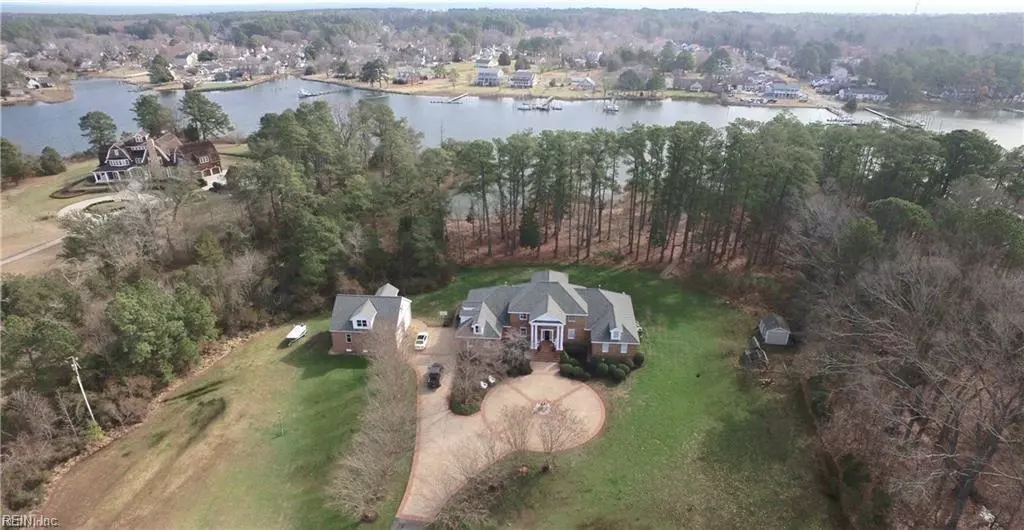 1 Counselor LN, Hampton, VA 23669