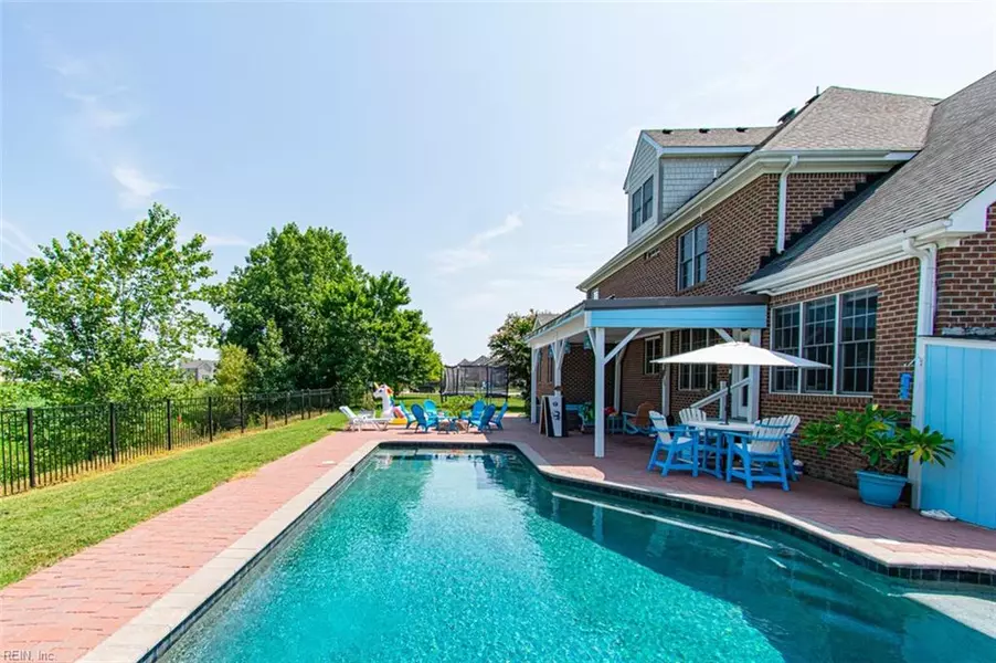 2737 Rex LN, Virginia Beach, VA 23456