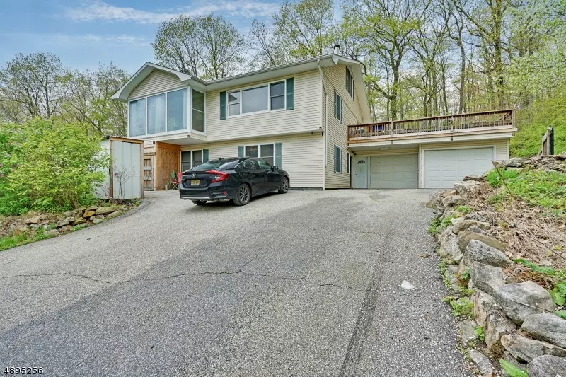 Vernon Twp., NJ 07422,13 MARION DR