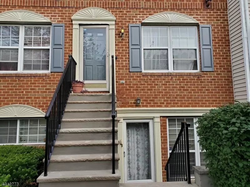 106 CALLAHAN CT, Newark City, NJ 07103