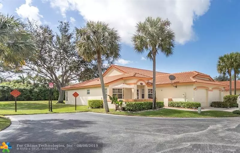 Delray Beach, FL 33446,8052 Summer Shores Drive