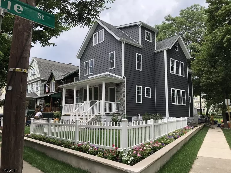 Montclair Twp., NJ 07042,28 Oak Place
