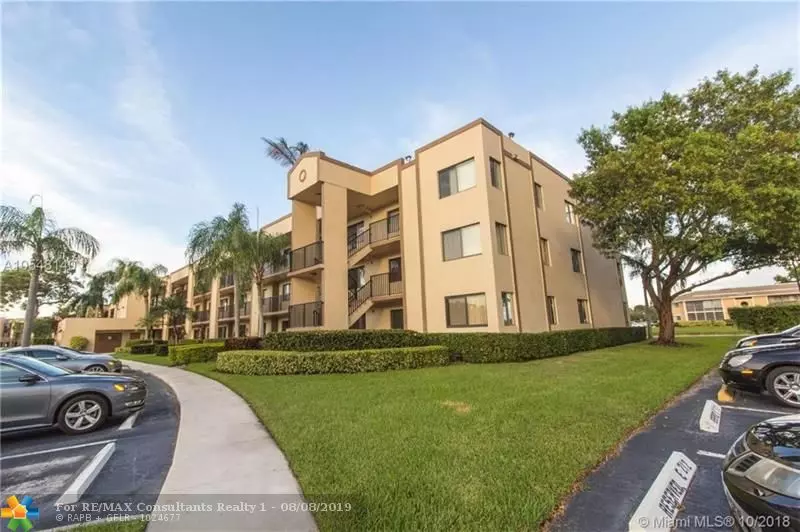 10801 W Clairmont Cir  #101, Tamarac, FL 33321