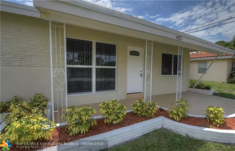 4711 NE 7th Ave, Oakland Park, FL 33334