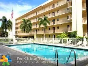 Lauderdale By The Sea, FL 33308,4629 Poinciana St  #304