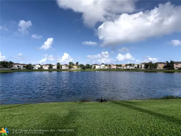 Hollywood, FL 33019,1535 Weeping Willow Way  #1535