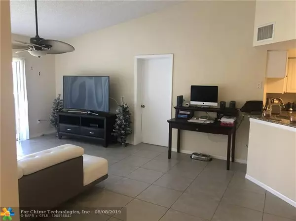 Royal Palm Beach, FL 33411,1700 Crestwood Ct  #1717