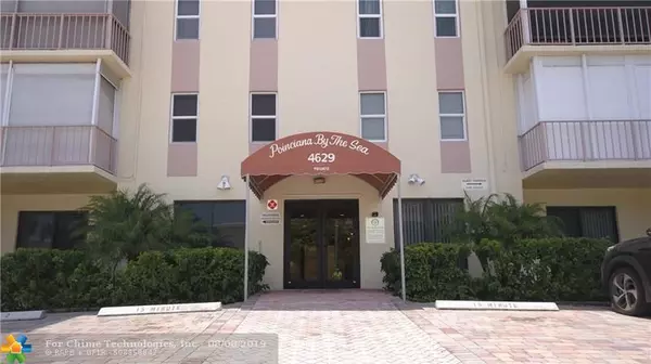 Lauderdale By The Sea, FL 33308,4629 Poinciana St  #304