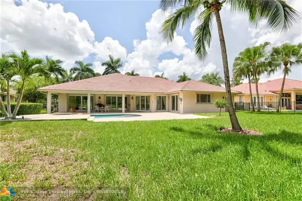 Weston, FL 33332,2686 Cypress Ln