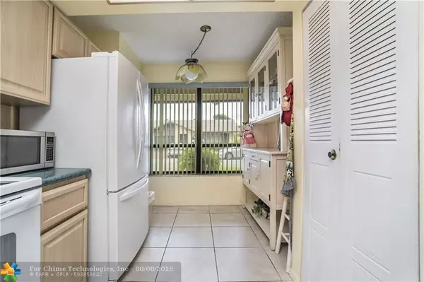 Deerfield Beach, FL 33442,2022 SW 15th Ct