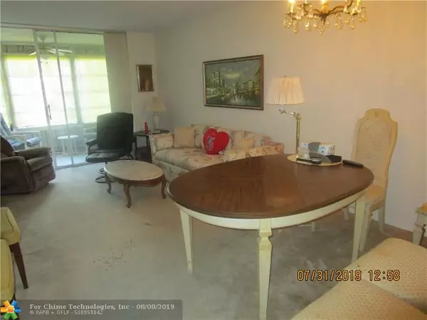 Sunrise, FL 33322,9380 Sunrise Lakes Blvd  #207