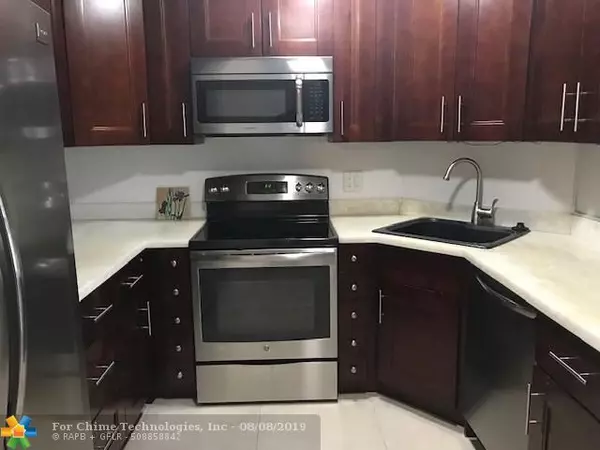 Sunrise, FL 33351,3871 NW 84th Ave  #2F