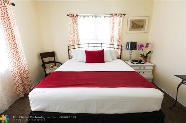 Miami Beach, FL 33141,7643 Harding Ave